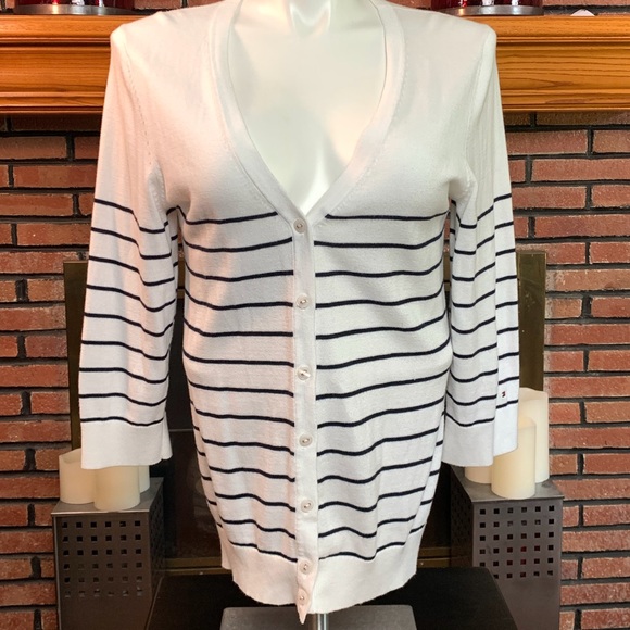 Tommy Hilfiger Sweaters - ☃️Tommy Hilfiger Sweater SZ -XL